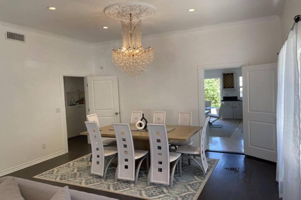 3 Bd In Heart Of Beverly Hills Appartamento