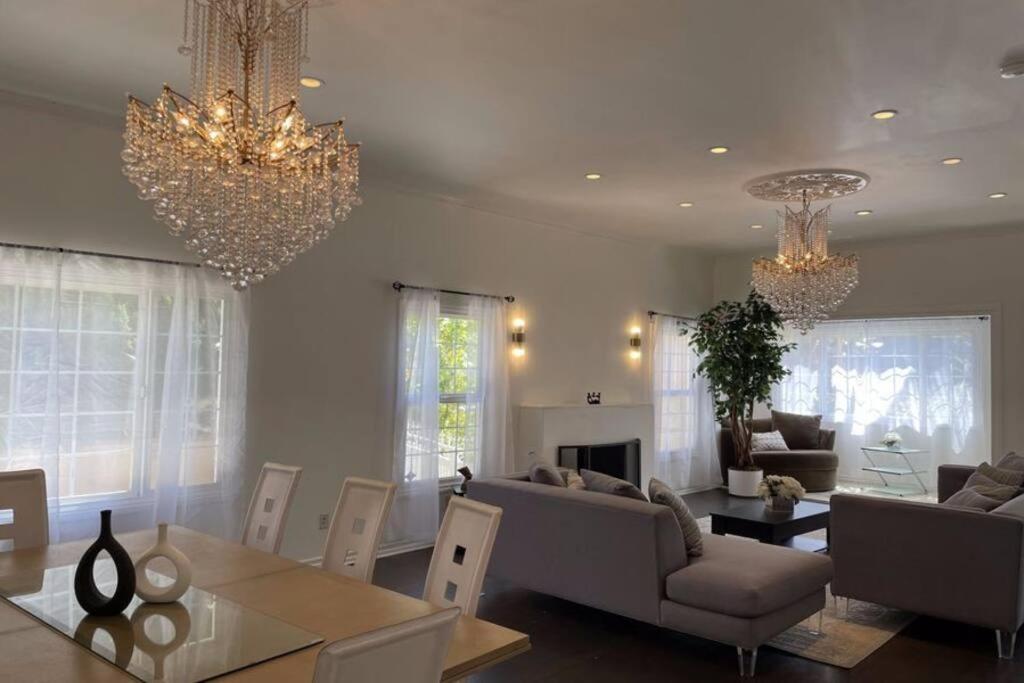 Appartamento 3 Bd In Heart Of Beverly Hills Los Angeles